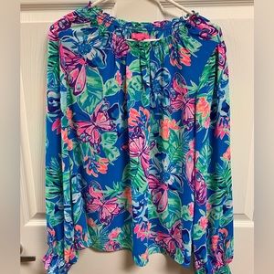 Lilly Pulitzer long sleeve top. Size L.